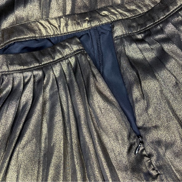 AMBERCROMBIE & FITCH METALLIC GOLD SKIRT - Picture 2 of 4